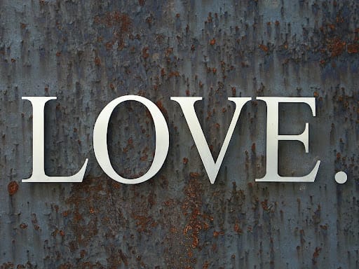 What These 5 Love Languages Teach Us About God, Love and Liberation